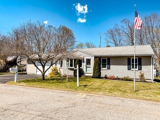 3 Daniel Carpenter Ct, Foxboro, MA 02035