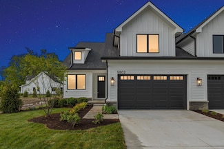 5802 Heights Blvd, Sterling Heights, MI 48314