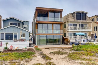 16611 S Pacific Ave, Sunset Beach, CA 90742