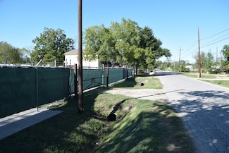 12115 West Dr, Cypress, TX 77433