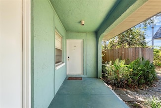 555 62nd St S Unit 102, St. Petersburg, FL 33707