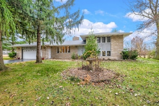 534 N 106 W, Valparaiso, IN 46385
