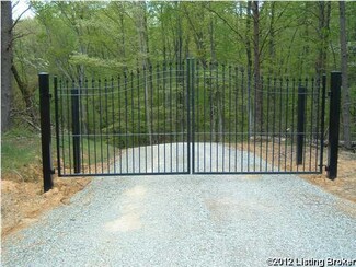 4 Greens Ward Dr, Clarkson, KY 42726