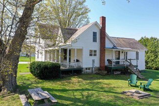 19 N Bingham St, Middlebury, VT 05753