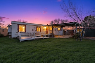 27 El Cid Loop, Los Lunas, NM 87031