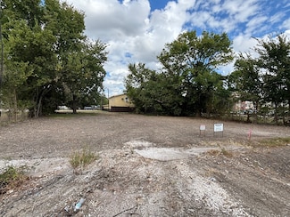 3605 Farmer St, Houston, TX 77020