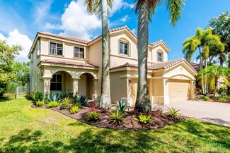 966 Lavender Cir, Weston, FL 33327