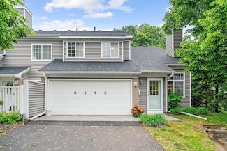 8345 Corcoran Cir Unit 42, Inver Grove Heights, MN 55076