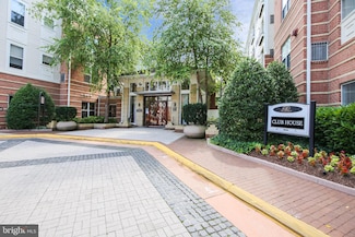 2765 Centerboro Dr Unit 362, Vienna, VA 22181