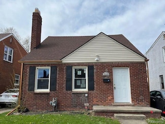 19149 Winthrop St, Detroit, MI 48235