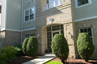 1307 W Lake St Unit 301, Addison, IL 60101
