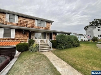 18 Allan Dr Unit 1FL, North Arlington, NJ 07031