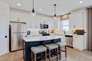12661 Garden Meadow Ln, Rogers, MN 55374