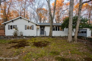 6437 Crestview Rd, Swiftwater, PA 18370