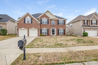 2943 Hidden Ct, Charlotte, NC 28214