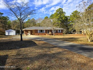719 Ridge Dr, Goldsboro, NC 27530