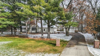 N3560 Oakwood Pass, New London, WI 54961