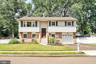 5 Wisteria Ln, Trenton, NJ 08690