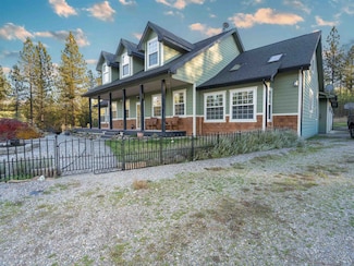 20701 W South Bank Rd, Nine Mile Falls, WA 99026