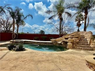 14365 Ivy Ave, Fontana, CA 92335