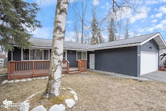 2011 Pembroke St, Anchorage, AK 99504