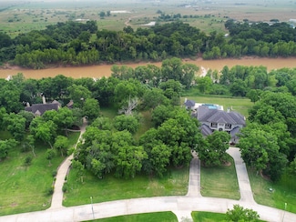 3219 Wellspring Lake Dr, Fulshear, TX 77441