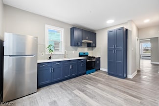 337 Leslie St, Newark, NJ 07112