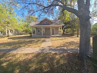 602 E 11th St, Kemp, TX 75143