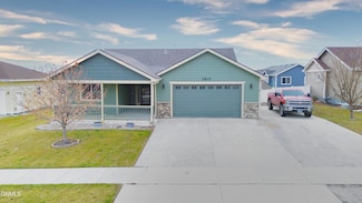 2805 25th St W, Williston, ND 58801