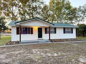 1135 Santa fe Trail, Ozark, AR 72949