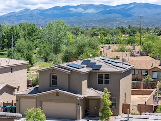 975 Verdinal Ln, Santa Fe, NM 87501