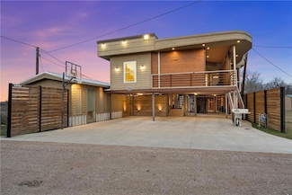 114 Cr 4022, Chilton, TX 76632