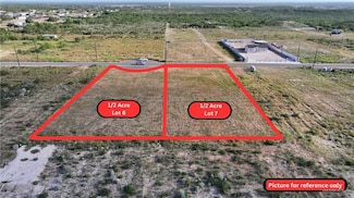 114 El Mesquite Ln, Rio Grande City, TX 78582