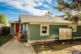 631 N Adams Ave, Buffalo, WY 82834