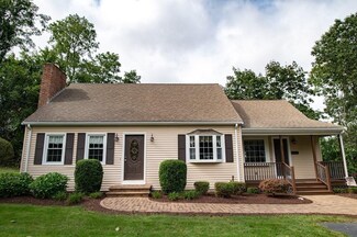 21 Warner St, Blackstone, MA 01504