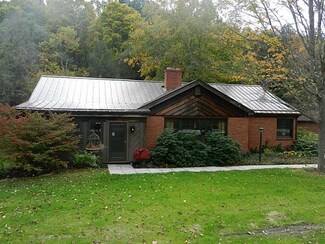923 Route 30, Clinton, PA 15026