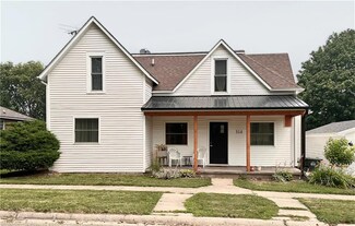 314 E Washington St, Monroe, IA 50170