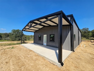 2913 County Line Rd, Chico, TX 76431