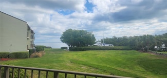 1515 Pinellas Bayway S Unit 30, Saint Petersburg, FL 33715