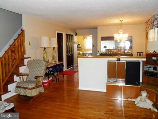 215 Virginia Ave, Folsom, PA 19033