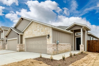 705 Fallow Dr, Venus, TX 76084