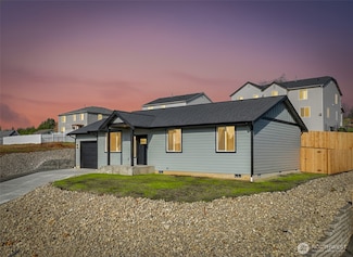 11 Hobble Creek St, Elma, WA 98541