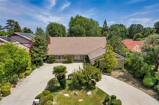 4208 Aleman Dr, Tarzana, CA 91356