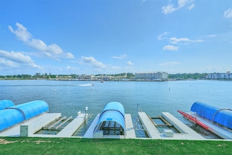 6 Key Harbour, Montgomery, TX 77356
