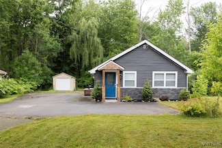 6855 Revere Dr, Derby, NY 14047
