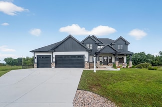 6359 Forest Park Dr, Deforest, WI 53532