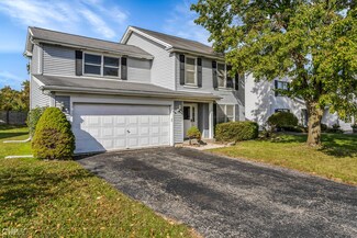 425 Farmhill Cir, Wauconda, IL 60084