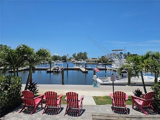 7150 N Tamiami Trail Unit C-100, Sarasota, FL 34243