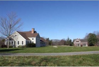 18 Soginese Rd, Essex, MA 01929