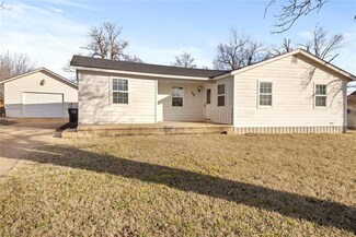 324 N Brewer Ave, Hydro, OK 73048